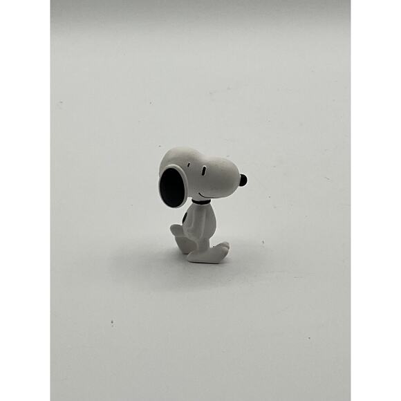 SCHLEICH 22001 Peanuts Snoopy - Charles M Schulz / Charlie Brown Dog - Picture 5 of 7